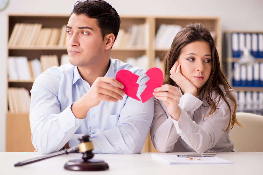 Advantages of Acquiring a Divorce Lawyer