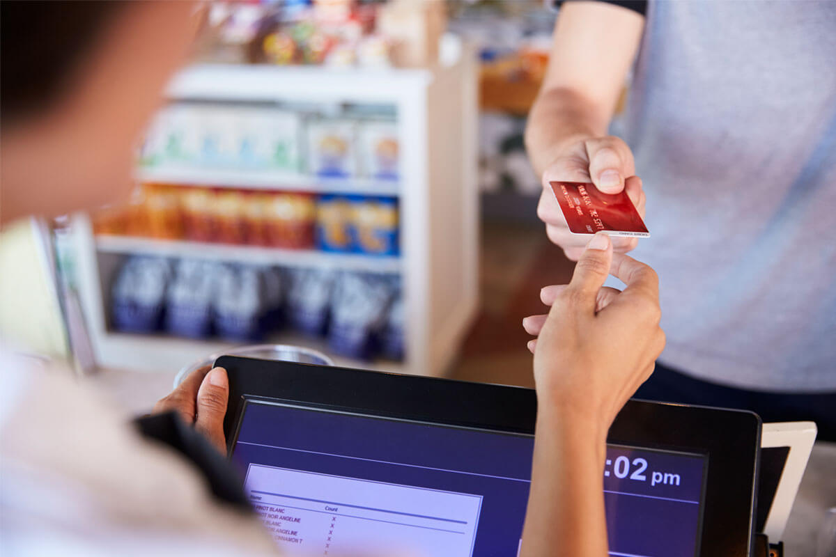 Several useful tips that every retail shop cashier must know